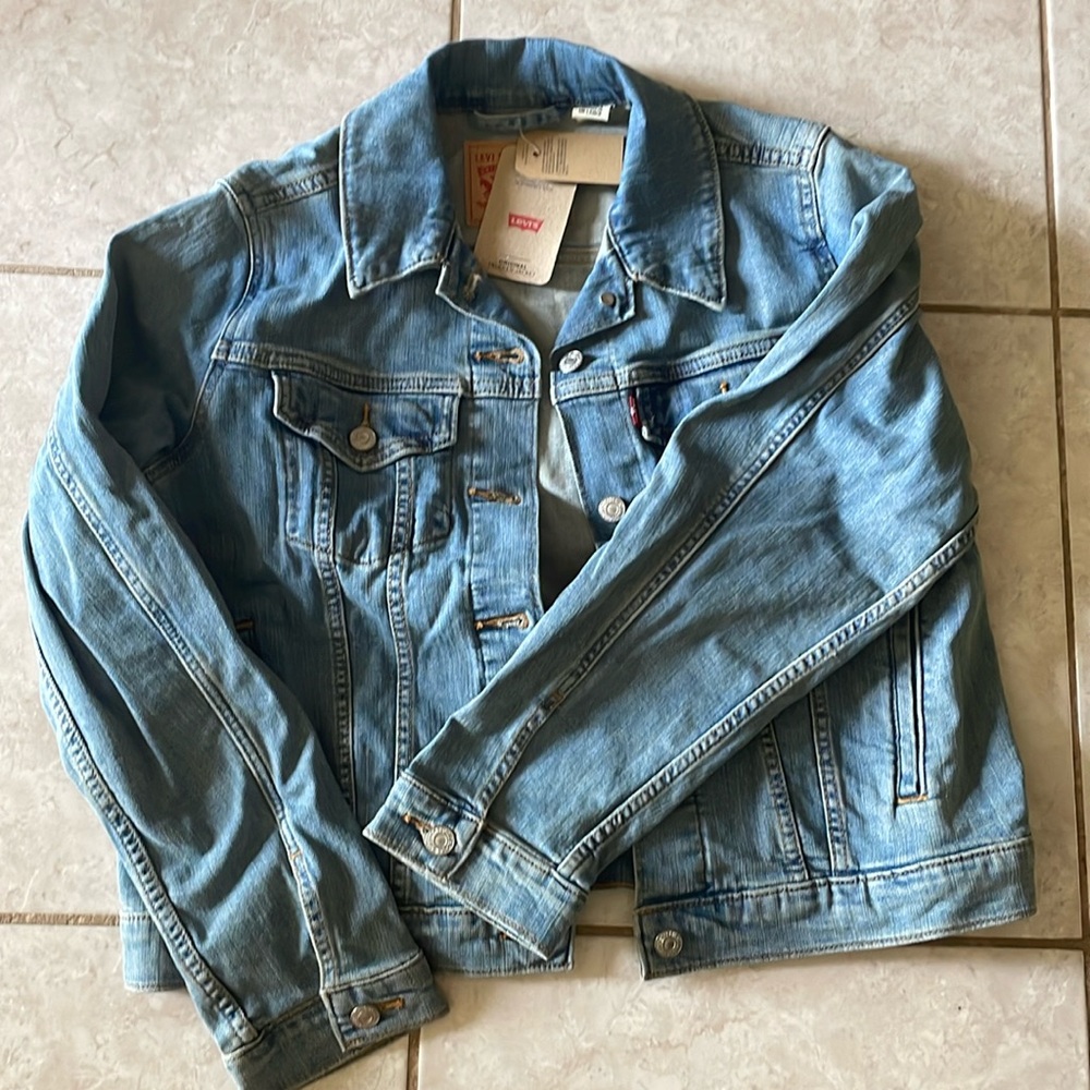 Levi’s Women’s Denim Jacket